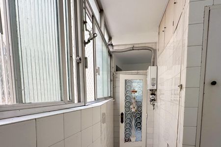 Apartamento à venda com 110m², 2 quartos e 1 vaga Apartamento à venda com 110m², 2 quartos e 1 vagaÁrea de Serviço