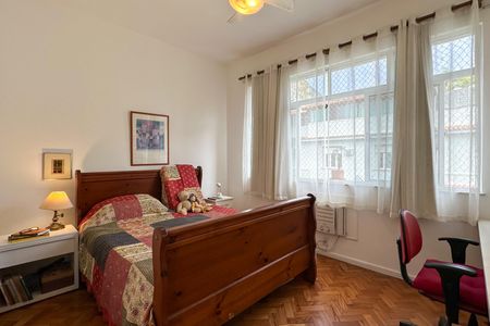 Apartamento à venda com 110m², 2 quartos e 1 vaga Apartamento à venda com 110m², 2 quartos e 1 vagaSuíte