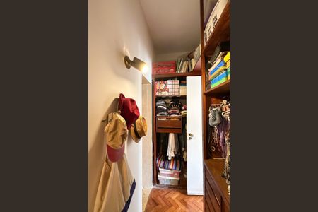 Apartamento à venda com 110m², 2 quartos e 1 vaga Apartamento à venda com 110m², 2 quartos e 1 vagaSuíte
