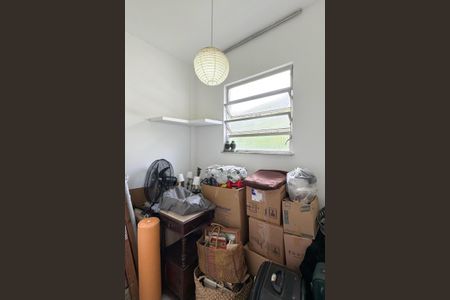 Apartamento à venda com 110m², 2 quartos e 1 vaga Apartamento à venda com 110m², 2 quartos e 1 vagaQuarto de Serviço