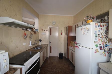 Casa à venda com 349m², 5 quartos e 6 vagasCozinha