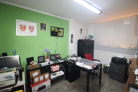 Casa à venda com 349m², 5 quartos e 6 vagasÁrea de Serviço - Quarto 3