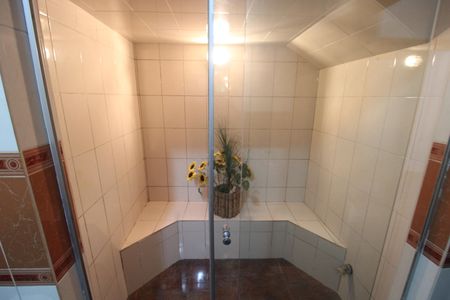 Casa à venda com 349m², 5 quartos e 6 vagasBanheiro