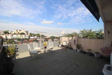 Casa à venda com 349m², 5 quartos e 6 vagasSala - Varanda