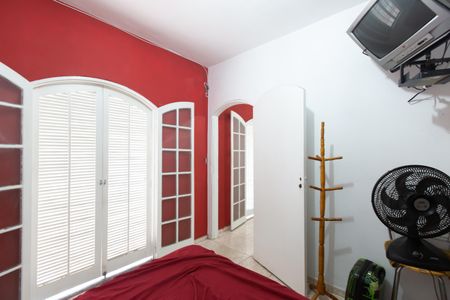 Quarto 1 de casa para alugar com 2 quartos, 100m² em Itaquera, São Paulo