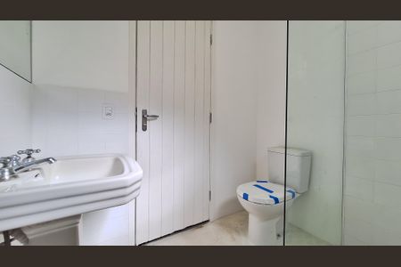 Casa à venda com 65m², 2 quartos e 1 vaga Casa à venda com 65m², 2 quartos e 1 vagaBanheiro