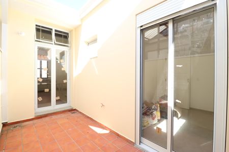 Casa à venda com 65m², 2 quartos e 1 vagaQuintal