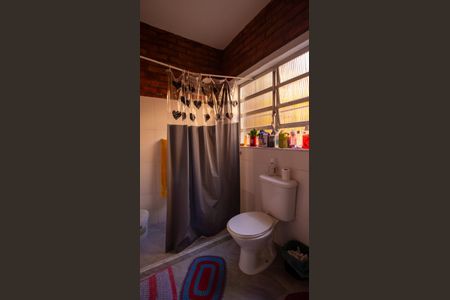 Casa à venda com 2100m², 5 quartos e 2 vagas   Edícula / Banheiro