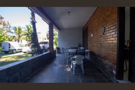 Casa à venda com 2100m², 5 quartos e 2 vagasQuintal