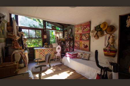 Casa à venda com 2100m², 5 quartos e 2 vagasQuarto 2