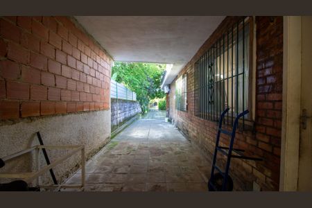 Casa à venda com 2100m², 5 quartos e 2 vagasQuintal