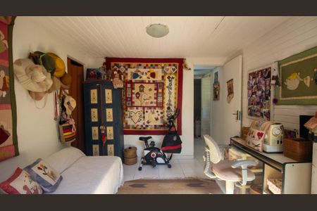 Casa à venda com 2100m², 5 quartos e 2 vagasQuarto 2