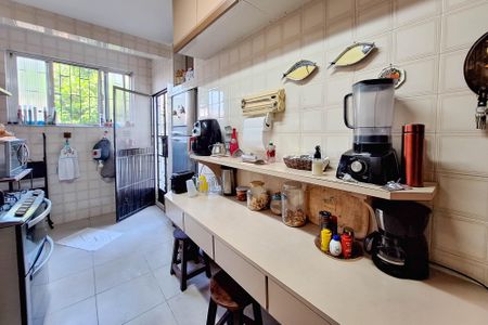 Casa à venda com 300m², 4 quartos e 3 vagasCozinha