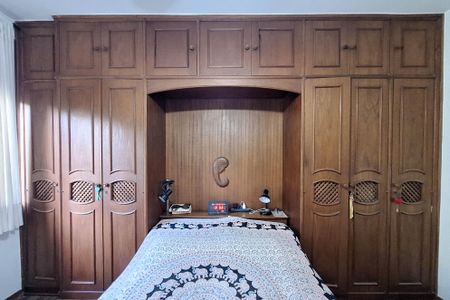 Casa à venda com 300m², 4 quartos e 3 vagasSuíte