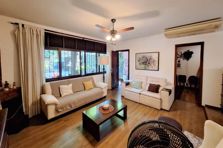 Casa à venda com 300m², 4 quartos e 3 vagasSala 1