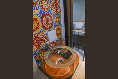 Casa à venda com 160m², 3 quartos e 2 vagas Casa à venda com 160m², 3 quartos e 2 vagasLavabo