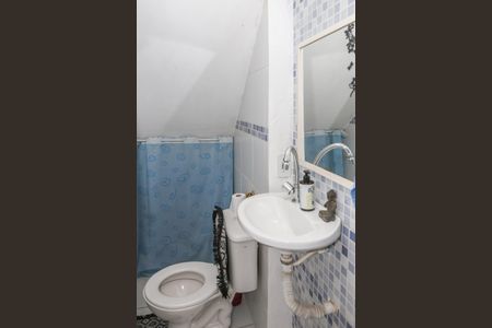 Casa à venda com 160m², 3 quartos e 2 vagas Casa à venda com 160m², 3 quartos e 2 vagasBanheiro de serviço