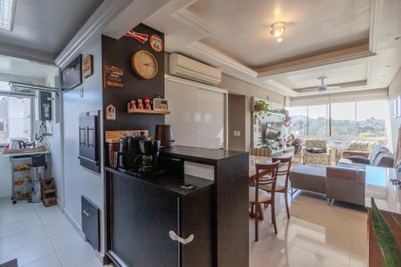 Apartamento à venda com 71m², 3 quartos e 2 vagas Apartamento à venda com 71m², 3 quartos e 2 vagasCozinha e Área de Serviço