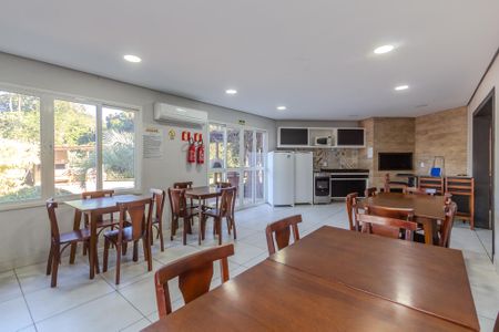 Apartamento à venda com 71m², 3 quartos e 2 vagas Apartamento à venda com 71m², 3 quartos e 2 vagasÁrea comum - Salão de festas