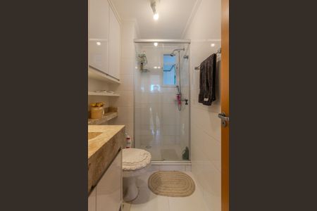 Apartamento à venda com 71m², 3 quartos e 2 vagas Apartamento à venda com 71m², 3 quartos e 2 vagasBanheiro Social