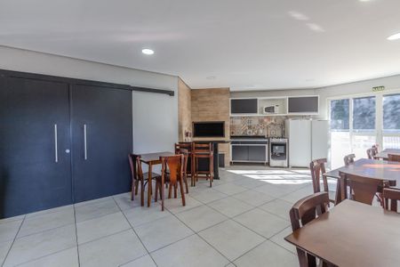 Apartamento à venda com 71m², 3 quartos e 2 vagas Apartamento à venda com 71m², 3 quartos e 2 vagasÁrea comum - Salão de festas