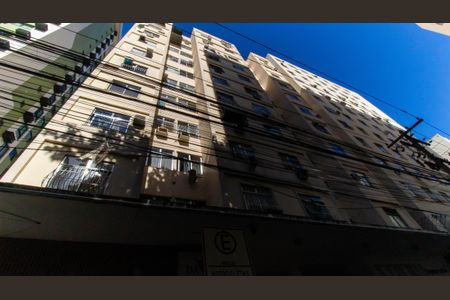 Apartamento à venda com 42m², 1 quarto e sem vagaFachada