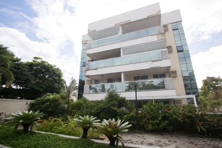 Apartamento à venda com 160m², 3 quartos e 2 vagas Apartamento à venda com 160m², 3 quartos e 2 vagasFachada do bloco