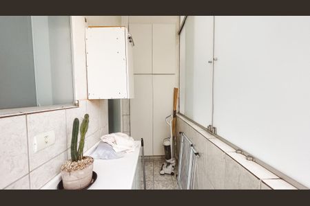 Apartamento à venda com 69m², 2 quartos e sem vaga Apartamento à venda com 69m², 2 quartos e sem vagaÁrea de Serviço