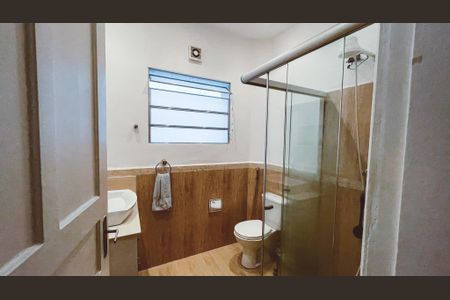 Apartamento à venda com 69m², 2 quartos e sem vaga Apartamento à venda com 69m², 2 quartos e sem vagaBanheiro