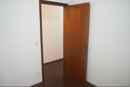 Apartamento à venda com 130m², 3 quartos e 2 vagasQuarto 1