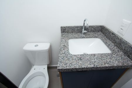 Studio à venda com 25m², 1 quarto e sem vaga Studio à venda com 25m², 1 quarto e sem vagaBanheiro