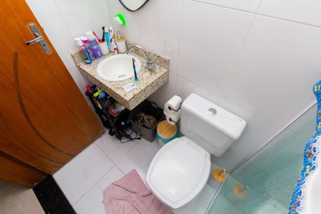 Casa de condomínio à venda com 110m², 3 quartos e 1 vaga Casa de condomínio à venda com 110m², 3 quartos e 1 vagaBanheiro 2