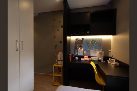 Apartamento à venda com 138m², 3 quartos e 2 vagasSuíte 2