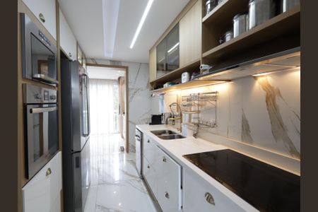 Apartamento à venda com 138m², 3 quartos e 2 vagasCozinha