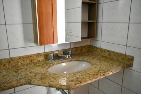 Apartamento à venda com 62m², 2 quartos e 1 vaga Apartamento à venda com 62m², 2 quartos e 1 vagaBanheiro