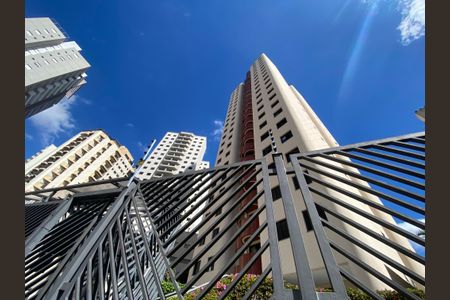 Apartamento à venda com 62m², 2 quartos e 1 vaga Apartamento à venda com 62m², 2 quartos e 1 vagaFachada