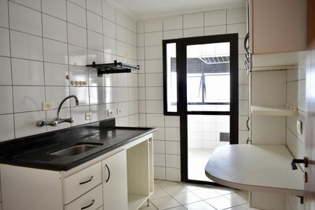 Apartamento à venda com 62m², 2 quartos e 1 vaga Apartamento à venda com 62m², 2 quartos e 1 vagaCozinha