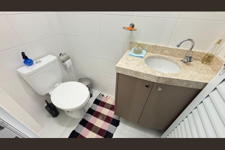 Apartamento à venda com 99m², 2 quartos e 1 vaga Apartamento à venda com 99m², 2 quartos e 1 vagaCobertura - Banheiro