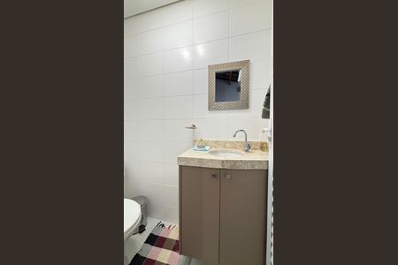 Apartamento à venda com 99m², 2 quartos e 1 vaga Apartamento à venda com 99m², 2 quartos e 1 vagaCobertura - Banheiro