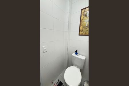 Apartamento à venda com 99m², 2 quartos e 1 vaga Apartamento à venda com 99m², 2 quartos e 1 vagaCobertura - Banheiro