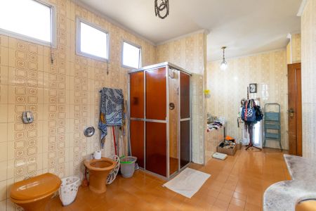 Casa à venda com 500m², 3 quartos e 2 vagas Casa à venda com 500m², 3 quartos e 2 vagasBanheiro da Suíte 1