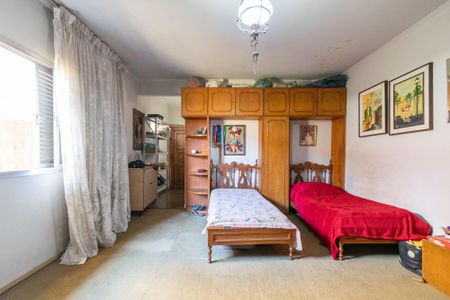 Casa à venda com 500m², 3 quartos e 2 vagas Casa à venda com 500m², 3 quartos e 2 vagasSuíte 3