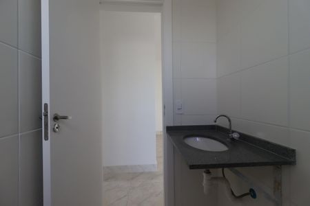 Apartamento à venda com 48m², 2 quartos e 1 vagaBanheiro Social