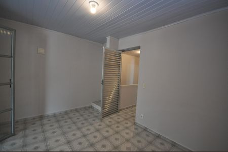 Casa para alugar com 120m², 1 quarto e 1 vagaQuarto