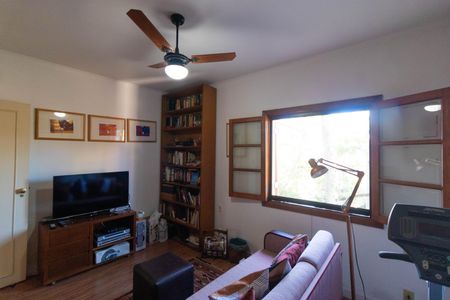 Casa de condomínio à venda com 350m², 4 quartos e 5 vagasQuarto 02