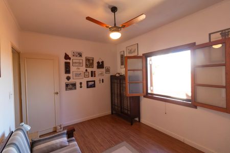 Casa de condomínio à venda com 350m², 4 quartos e 5 vagasQuarto 01