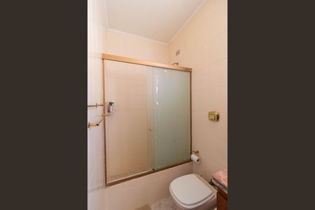 Casa de condomínio à venda com 350m², 4 quartos e 5 vagasBanheiro