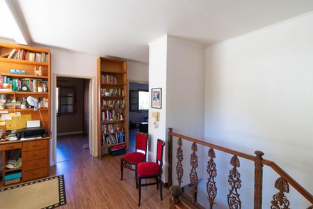 Casa de condomínio à venda com 350m², 4 quartos e 5 vagasHall ìntimo