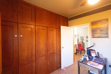 Casa de condomínio à venda com 350m², 4 quartos e 5 vagasQuarto 03