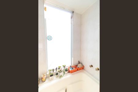 Casa de condomínio à venda com 350m², 4 quartos e 5 vagasBanheiro da Suíte